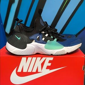 Nike Huarache E.D.G.E. Sneakers